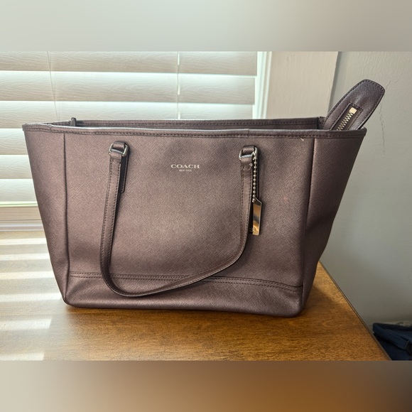 Coach New York Black Saffiano Leather Tote Shoulder Bag - Picture 1 of 14